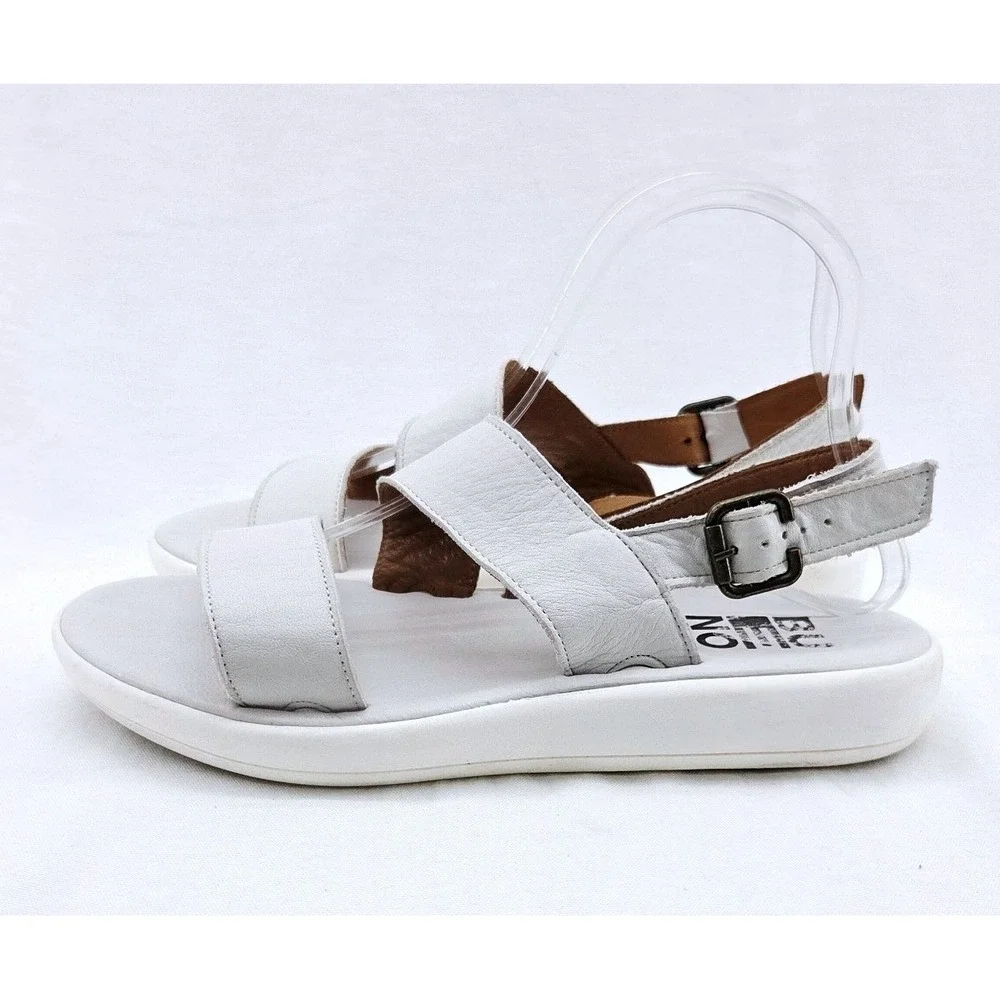 Bueno White Leather Slingback Sandals Womens - Size 8
